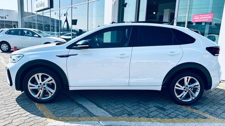 2023-Volkswagen-Taigo-10-TSI-R-Line-Auto_3