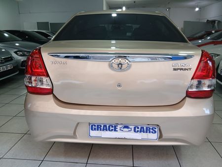 2020-Toyota-Etios-15-Xi_11