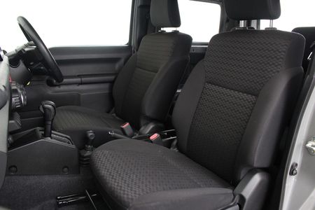 2022-Suzuki-Jimny-15-GLX-Auto_8