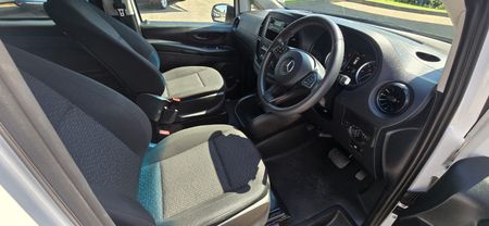 2024-Mercedes-Benz-Vito-114-20-CDI-Tourer-Pro-Auto_14