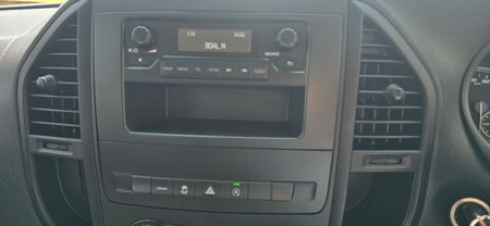 2024-Mercedes-Benz-Vito-114-20-CDI-Tourer-Pro-Auto_16