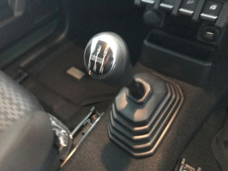 2026-Suzuki-Jimny-15-GLX-AllGrip-5-Door_10