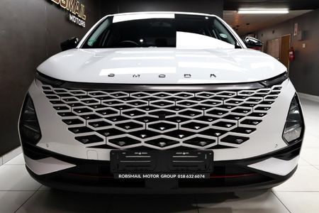 2023-Omoda-C5-15T-Luxury-S_2