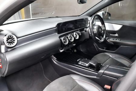 2022-Mercedes-Benz-A-Class-A-200-Progressive-Auto_12