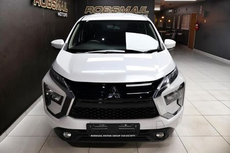 2023-Mitsubishi-Xpander-15_2