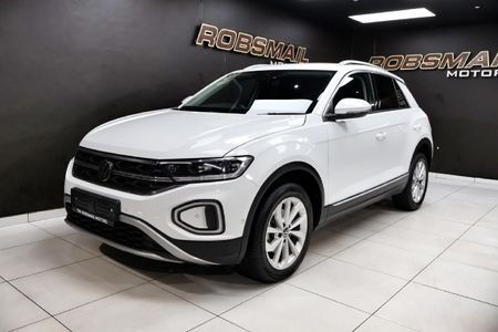 2024-Volkswagen-T-Roc-14-TSI-Design-Auto_0