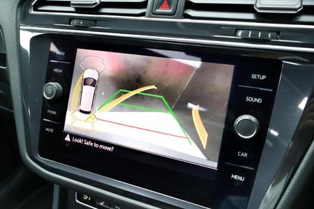 2021-Volkswagen-Tiguan-14-TSI-R-Line-DSG-Auto-110kW_13