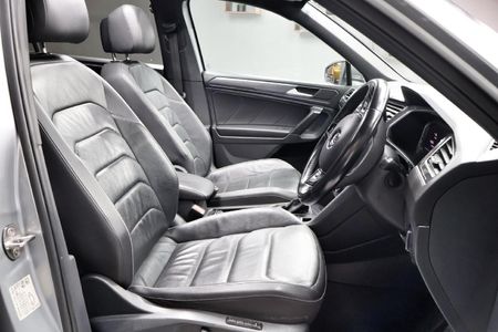 2021-Volkswagen-Tiguan-14-TSI-R-Line-DSG-Auto-110kW_16