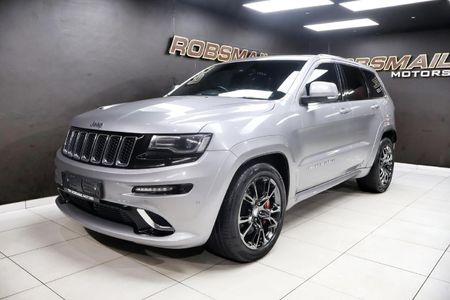 2015-Jeep-Grand-Cherokee-64-SRT_0
