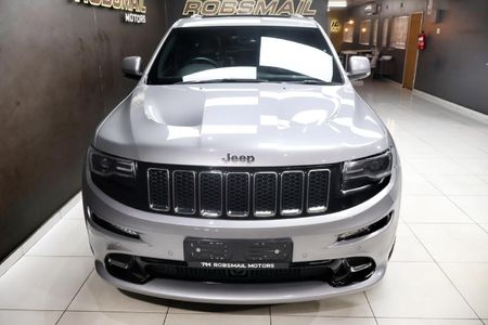 2015-Jeep-Grand-Cherokee-64-SRT_2