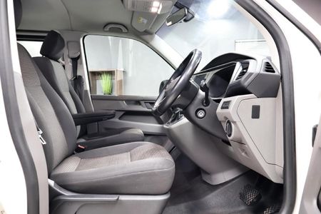 2024-Volkswagen-Kombi-T61-20-TDI-110kW-Auto-Trendline_12