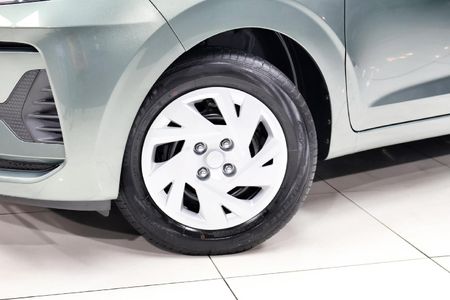2026-Hyundai-Grand-i10-10-Motion_25