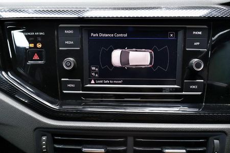 2022-Volkswagen-Polo-10-TSI-Life-Auto-DSG_18