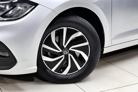 2022-Volkswagen-Polo-10-TSI-Life-Auto-DSG_27