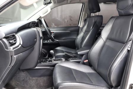 2022-Toyota-Fortuner-24-GD-6-4x4-Auto_12