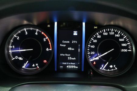 2022-Toyota-Fortuner-24-GD-6-4x4-Auto_21