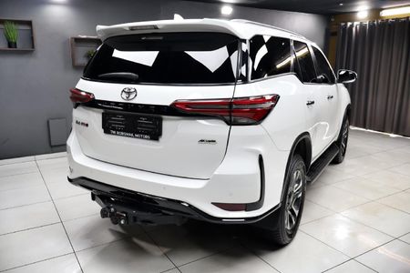 2022-Toyota-Fortuner-24-GD-6-4x4-Auto_29