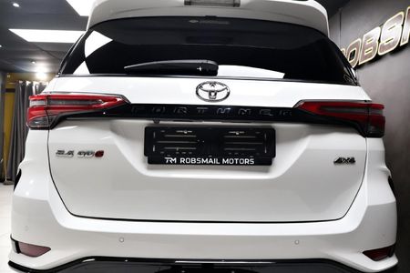 2022-Toyota-Fortuner-24-GD-6-4x4-Auto_5