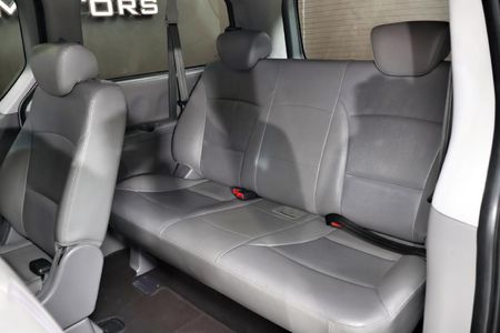 2017-Hyundai-H-1-25-CRDi-Elite-Auto_18