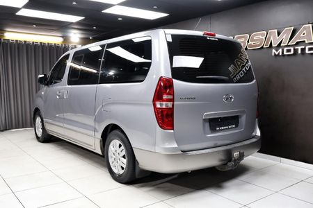 2017-Hyundai-H-1-25-CRDi-Elite-Auto_5