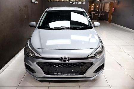 2020-Hyundai-i20-12-Fluid_2