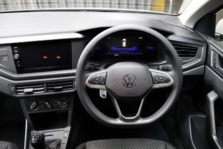 2026-Volkswagen-Polo-10-TSI_9
