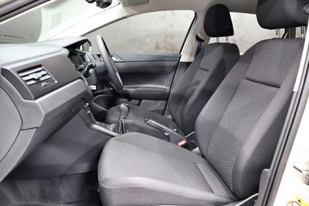2026-Volkswagen-Polo-10-TSI_13