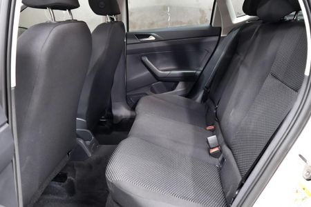 2026-Volkswagen-Polo-10-TSI_19