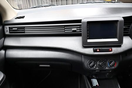 2026-Suzuki-Ertiga-15-GA_13