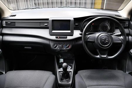 2026-Suzuki-Ertiga-15-GA_7