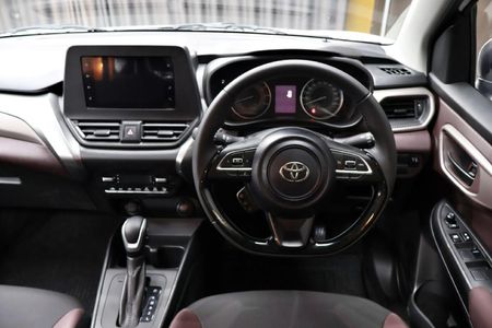 2026-Toyota-Starlet-Cross-15XR-Auto_6