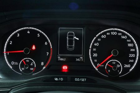 2024-Volkswagen-Polo-Classic-16-Life_16