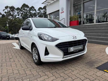 2023-Hyundai-Grand-i10-10-Motion_0