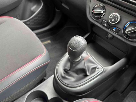 2023-Hyundai-Grand-i10-10-Motion_13