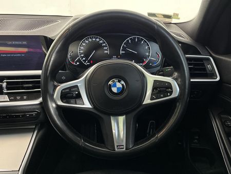 2020-BMW-3-Series-320i-M-Sport-Launch-Edition_12