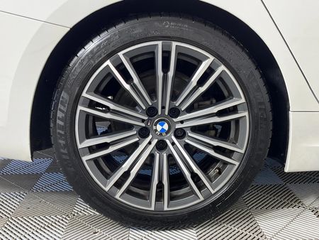 2020-BMW-3-Series-320i-M-Sport-Launch-Edition_6