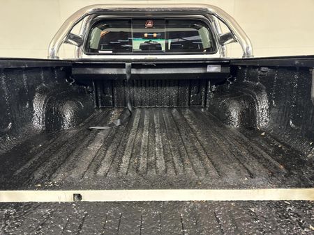 2021-Toyota-Hilux-24-GD-6-Raised-Body-Raider-Double-Cab_10