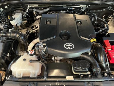 2021-Toyota-Hilux-24-GD-6-Raised-Body-Raider-Double-Cab_11