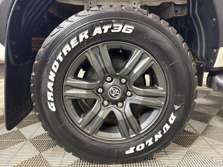 2021-Toyota-Hilux-24-GD-6-Raised-Body-Raider-Double-Cab_5