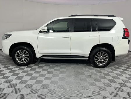 2017-Toyota-Land-Cruiser-Prado-30-D-VX-L-Auto_15