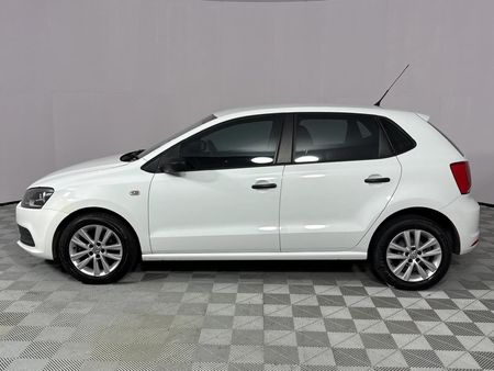2019-Volkswagen-Polo-Vivo-14-Trendline-5-dr_15