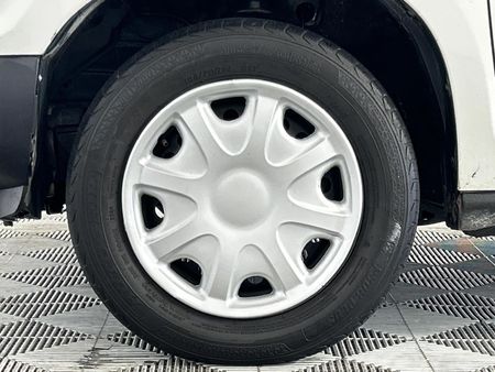 2022-Suzuki-S-Presso-10-GL-Auto_4