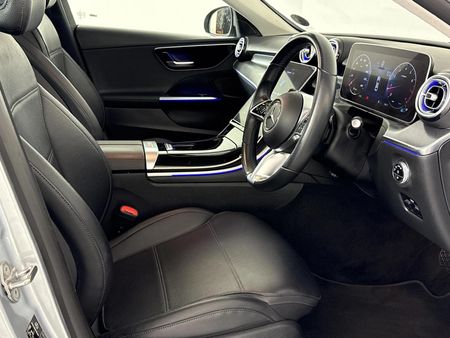 2022-Mercedes-Benz-C-Class-C-200-Auto_9