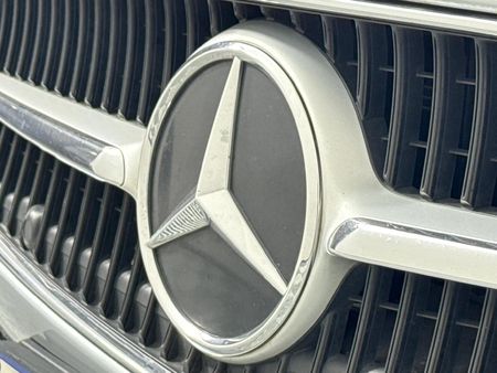 2022-Mercedes-Benz-C-Class-C-200-Auto_11