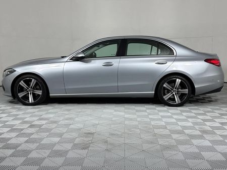 2022-Mercedes-Benz-C-Class-C-200-Auto_20