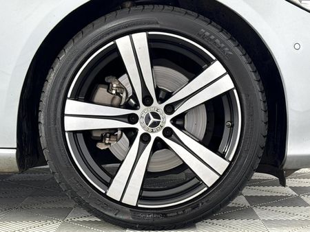 2022-Mercedes-Benz-C-Class-C-200-Auto_5