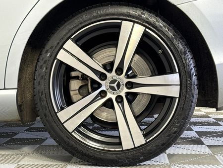 2022-Mercedes-Benz-C-Class-C-200-Auto_6