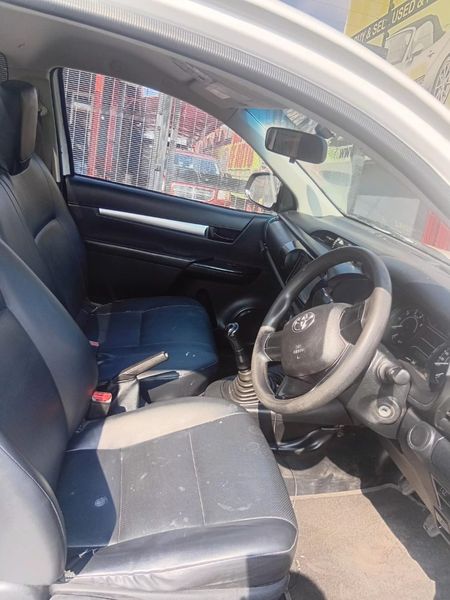 2020-Toyota-Hilux-24-GD-6-SR-Single-Cab_3