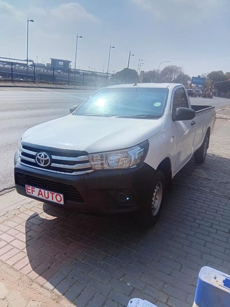 2020-Toyota-Hilux-24-GD-6-SR-Single-Cab_5