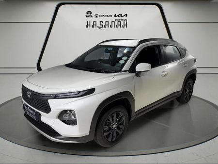 2025-Toyota-Starlet-Cross-15XS-Auto_2